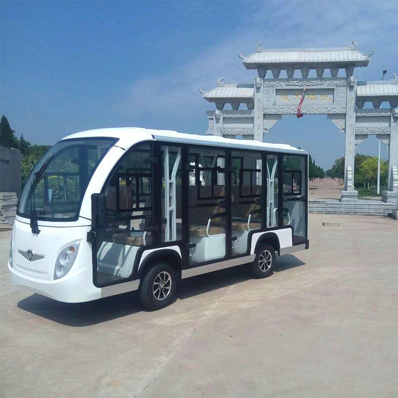 <b>14座封闭电动观光车</b>